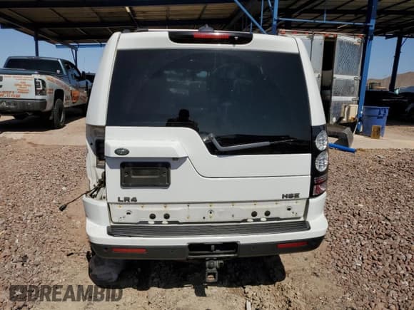 ✅ 2016 Land Rover LR4 HSE • VIN: SALAG2V64GA789744 • Лот: 48533895. Опубликован ранее на Copart с пробегом 131 133 миль. Бесплатный доступ к архиву аукционных продаж из США и подробный отчёт об истории автомобиля на DreamBid. Изображение 6.