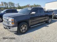 ✅ 2015 Chevrolet Silverado 1500 LT • VIN: 1GCVKREC3FZ425515 • Лот: 75224064. Опубликован ранее на Copart с пробегом 196 727 миль. Бесплатный доступ к архиву аукционных продаж из США и подробный отчёт об истории автомобиля на DreamBid. Изображение 1.