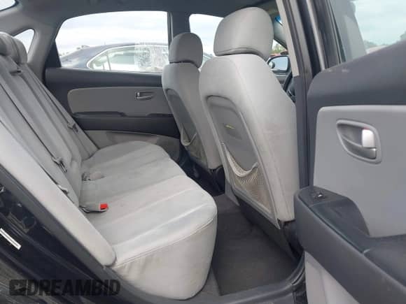 2008 Hyundai Elantra GLS z VIN KMHDU46D08U361784, wystawiony jako IAAI lot #43403323 z przebiegiem 148 910 mil mil oraz . Historia ofert i sprzedaży dostępna na DreamBid. Obrazek 8.