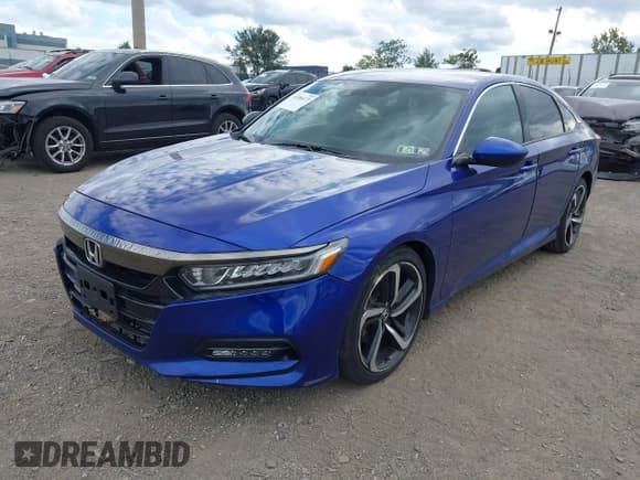 ✅ 2019 Honda Accord Sport • VIN: 1HGCV1F33KA101022 • Lot: 43386472. Wystawiony na IAAI z przebiegiem Nie podano. Bezpłatny archiwum sprzedaży aukcyjnych z USA i szczegółowy raport historii pojazdu na DreamBid. Zdjęcie 20.