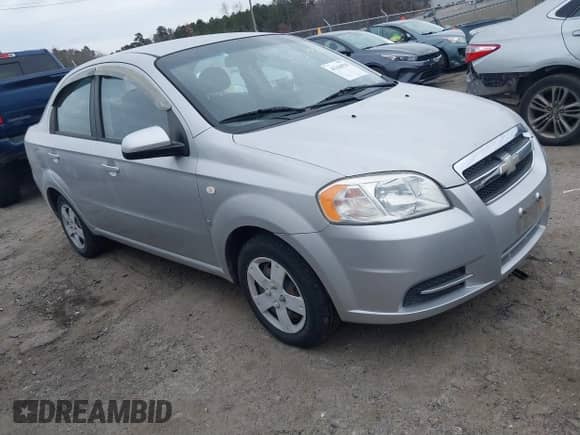 2008 Chevrolet Aveo LS z VIN KL1TD566X8B151512, wystawiony jako IAAI lot #41364928 z przebiegiem 67 477 mil mil oraz . Historia ofert i sprzedaży dostępna na DreamBid. Obrazek 1.