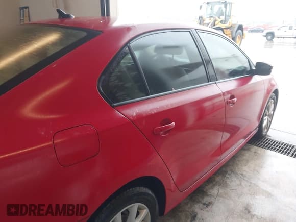 ✅ 2012 Volkswagen Jetta SE • VIN: 3VWDX7AJ6CM337901 • Lot: 43800941. Listed on IAAI with 98,273 mi. Free auction sales archive from the USA and detailed vehicle history report at DreamBid. Image 6.