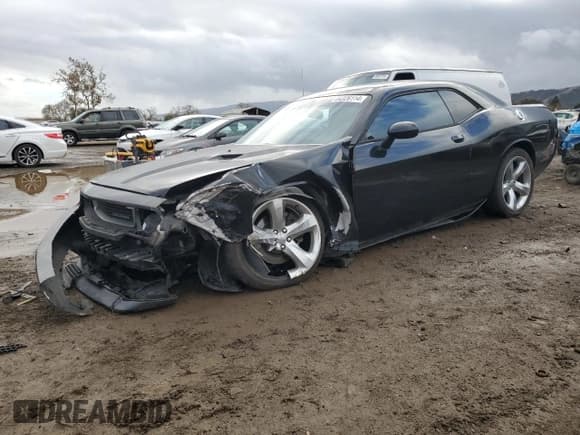 ✅ 2014 Dodge Challenger SXT Plus • VIN: 2C3CDYAG3EH123617 • Lot: 84326114. Listed on Copart with 85,602 mi. Free auction sales archive from the USA and detailed vehicle history report at DreamBid. Image 1.