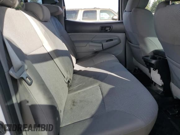 ✅ 2012 Toyota Tacoma • VIN: 5TFLU4EN3CX026150 • Лот: 82347885. Опубликован ранее на Copart с пробегом 98 862 миль. Бесплатный доступ к архиву аукционных продаж из США и подробный отчёт об истории автомобиля на DreamBid. Изображение 10.