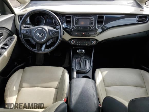 ✅ 2014 Kia Rondo EX • VIN: KNAHU8A30E7046115 • Lot: 48029785. Wystawiony na Copart z przebiegiem 84 216 mil. Bezpłatny archiwum sprzedaży aukcyjnych z USA i szczegółowy raport historii pojazdu na DreamBid. Zdjęcie 8.