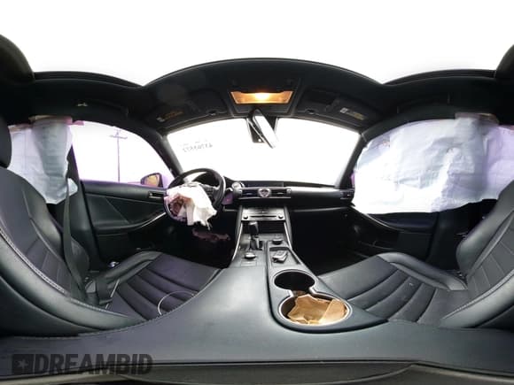 ✅ 2017 Lexus IS 200t F Sport • VIN: JTHBA1D23H5045700 • Lot: 43765572. Wystawiony na IAAI z przebiegiem 132 066 mil. Bezpłatny archiwum sprzedaży aukcyjnych z USA i szczegółowy raport historii pojazdu na DreamBid. Zdjęcie 18.