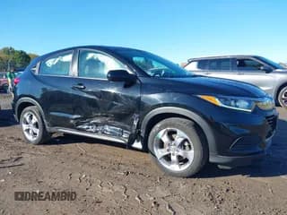 ✅ 2019 Honda HR-V LX • VIN: 3CZRU6H32KG723306 • Lot: 43415773. Wystawiony na IAAI z przebiegiem 62 479 mil. Bezpłatny archiwum sprzedaży aukcyjnych z USA i szczegółowy raport historii pojazdu na DreamBid. Zdjęcie 6.