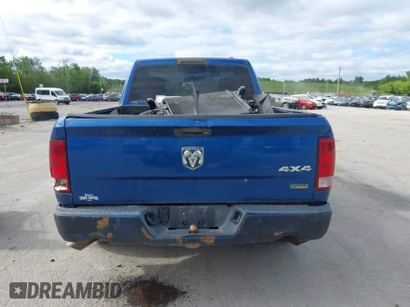 ✅ 2010 Dodge 1500 ST • VIN: 3D7JV1EP6AG111303 • Lot: 42537767. Listed on IAAI with 190,374 mi. Free auction sales archive from the USA and detailed vehicle history report at DreamBid. Image 16.