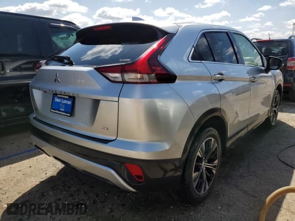 ✅ 2022 Mitsubishi Eclipse Cross SE • VIN: JA4ATWAA2NZ005624 • Lot: 51975905. Listed on Copart with 74,175 mi. Free auction sales archive from the USA and detailed vehicle history report at DreamBid. Image 3.