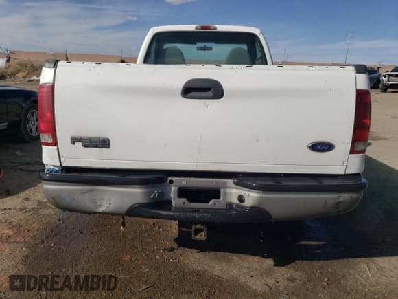 ✅ 2001 Ford F-250 XL • VIN: 1FTNF20L71EB58401 • Lot: 46979125. Listed on Copart with 268,663 mi. Free auction sales archive from the USA and detailed vehicle history report at DreamBid. Image 6.