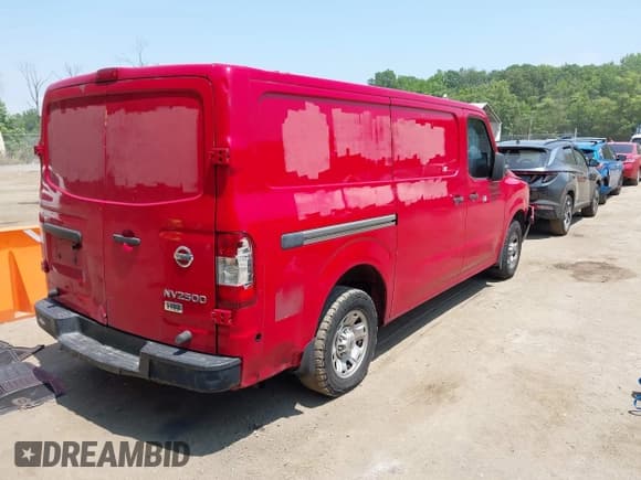 ✅ 2012 Nissan NV SV • VIN: 1N6BF0KY1CN118671 • Lot: 42450639. Listed on IAAI with 229,070 mi. Free auction sales archive from the USA and detailed vehicle history report at DreamBid. Image 4.