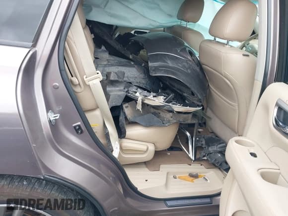 ✅ 2014 Nissan Pathfinder SL • VIN: 5N1AR2MN5EC662945 • Lot: 40799859. Listed on IAAI with 175,782 mi. Free auction sales archive from the USA and detailed vehicle history report at DreamBid. Image 12.