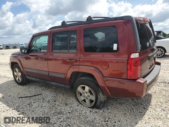 ✅ 2008 Jeep Commander Sport • VIN: 1J8HH48K58C142470 • Lot: 69384605. Wystawiony na Copart z przebiegiem 102 663 mil. Bezpłatny archiwum sprzedaży aukcyjnych z USA i szczegółowy raport historii pojazdu na DreamBid. Zdjęcie 2.
