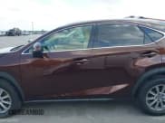 ✅ 2018 Lexus NX 300 • VIN: JTJYARBZ9J2112072 • Lot: 42105284. Wystawiony na IAAI z przebiegiem 51 531 mil. Bezpłatny archiwum sprzedaży aukcyjnych z USA i szczegółowy raport historii pojazdu na DreamBid. Zdjęcie 15.