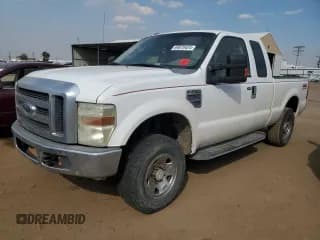 ✅ 2008 Ford F-250 XL • VIN: 1FTSX21538ED40090 • Лот: 64870424. Опубликован ранее на Copart с пробегом Не указан. Бесплатный доступ к архиву аукционных продаж из США и подробный отчёт об истории автомобиля на DreamBid. Изображение 1.