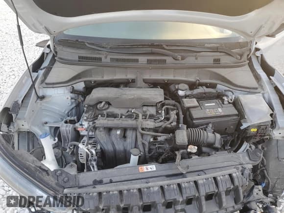 ✅ 2022 Hyundai Kona SEL • VIN: KM8K62AB3NU767209 • Lot: 82507665. Listed on Copart with 9,865 mi. Free auction sales archive from the USA and detailed vehicle history report at DreamBid. Image 12.