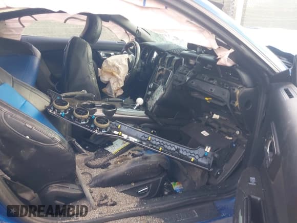 ✅ 2017 Ford Mustang GT • VIN: 1FA6P8CF1H5322980 • Lot: 43339612. Listed on IAAI with Not provided. Free auction sales archive from the USA and detailed vehicle history report at DreamBid. Image 5.