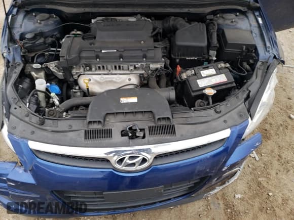 ✅ 2011 Hyundai Elantra GLS • VIN: KMHDB8AE2BU105540 • Lot: 90298595. Listed on Copart with 88,030 mi. Free auction sales archive from the USA and detailed vehicle history report at DreamBid. Image 11.
