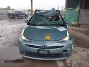 ✅ 2021 Toyota Prius LE • VIN: JTDL9MFU2M3030142 • Lot: 42728956. Wystawiony na IAAI z przebiegiem 60 729 mil. Bezpłatny archiwum sprzedaży aukcyjnych z USA i szczegółowy raport historii pojazdu na DreamBid. Zdjęcie 6.