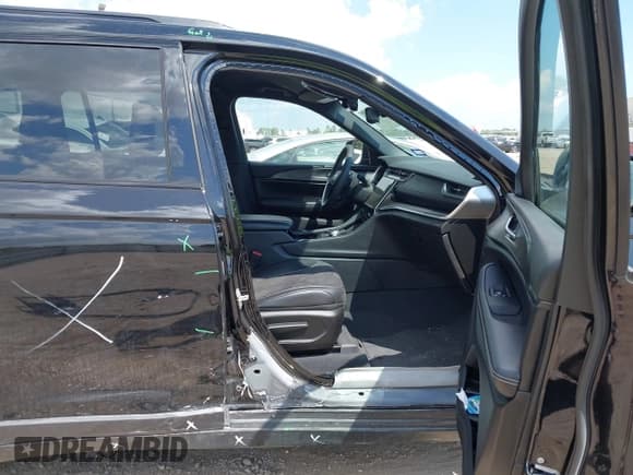 ✅ 2023 Jeep Grand Cherokee Laredo • VIN: 1C4RJJAG1P8874598 • Лот: 43206527. Опубликован ранее на IAAI с пробегом 40 904 миль. Бесплатный доступ к архиву аукционных продаж из США и подробный отчёт об истории автомобиля на DreamBid. Изображение 5.