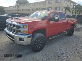 ✅ 2019 Chevrolet Silverado 2500HD LT • VIN: 1GC1KSEY0KF161859 • Lot: 86232555. Listed on Copart with 34,615 mi. Free auction sales archive from the USA and detailed vehicle history report at DreamBid. Image 1.