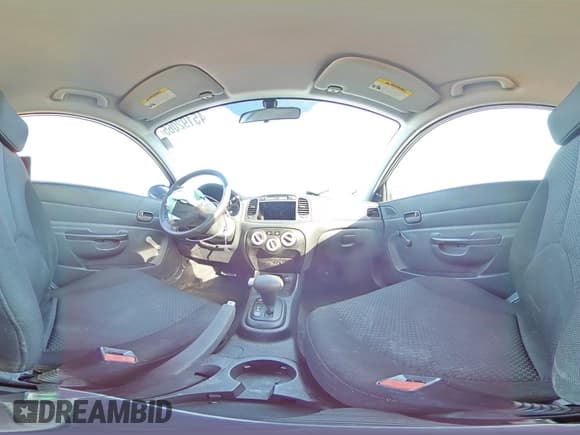 ✅ 2007 Hyundai Accent GS • VIN: KMHCM36C27U001623 • Лот: 45192065. Опубликован ранее на Copart с пробегом 130 289 миль. Бесплатный доступ к архиву аукционных продаж из США и подробный отчёт об истории автомобиля на DreamBid. Изображение 12.