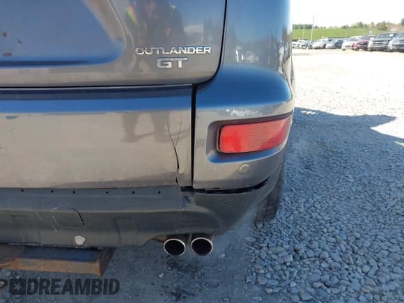 ✅ 2012 Mitsubishi Outlander GT • VIN: JA4JT5AX9CU000350 • Lot: 42163153. Wystawiony na IAAI z przebiegiem 216 630 mil. Bezpłatny archiwum sprzedaży aukcyjnych z USA i szczegółowy raport historii pojazdu na DreamBid. Zdjęcie 6.