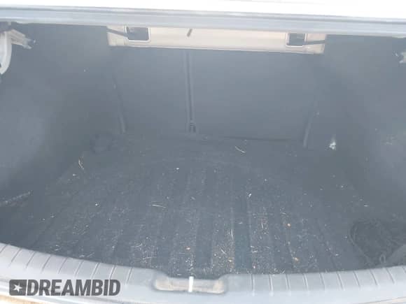 ✅ 2018 Hyundai Elantra SEL • VIN: 5NPD84LF4JH306897 • Lot: 42939706. Listed on IAAI with 84,492 mi miles. Access the free auction sales archive from the USA and view a detailed vehicle history report at DreamBid. Image 17.