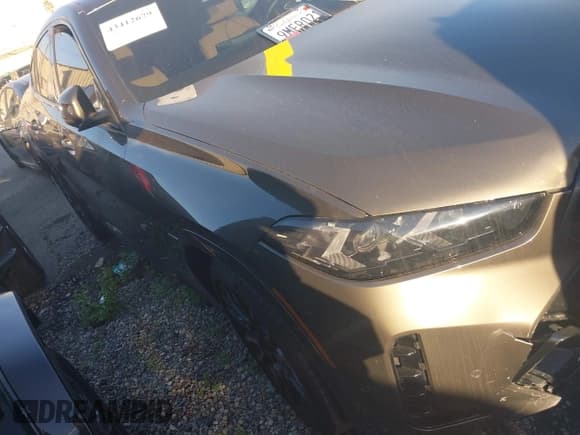 ✅ 2025 BMW X6 xDrive40i • VIN: 5UX33EX05S9V60343 • Lot: 43412679. Listed on IAAI with Not provided. Free auction sales archive from the USA and detailed vehicle history report at DreamBid. Image 1.