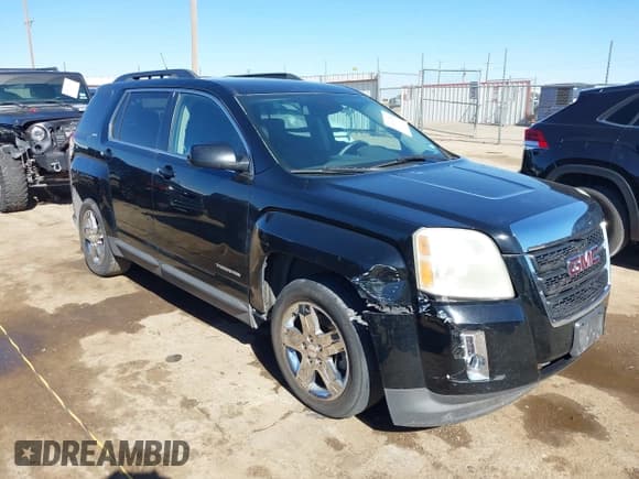 ✅ 2012 GMC Terrain SLE-2 • VIN: 2GKFLTE58C6101858 • Lot: 43602742. Wystawiony na IAAI z przebiegiem 184 579 mil. Bezpłatny archiwum sprzedaży aukcyjnych z USA i szczegółowy raport historii pojazdu na DreamBid. Zdjęcie 1.