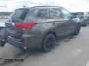 2018 Mitsubishi Outlander ES z VIN JA4AZ3A38JZ024106, wystawiony jako IAAI lot #42309107 z przebiegiem 113 504 mil mil oraz . Historia ofert i sprzedaży dostępna na DreamBid. Obrazek 4.