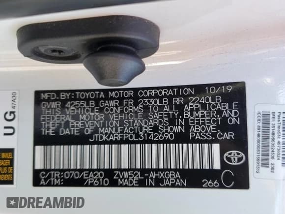 ✅ 2020 Toyota Prius XLE • VIN: JTDKARFP0L3142690 • Лот: 93527845. Опубликован ранее на Copart с пробегом 137 523 миль. Бесплатный доступ к архиву аукционных продаж из США и подробный отчёт об истории автомобиля на DreamBid. Изображение 13.