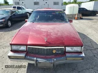 ✅ 1989 Cadillac Fleetwood • VIN: 1G6CB1154K4362029 • Лот: 71078475. Опубликован ранее на Copart с пробегом 81 083 миль. Бесплатный доступ к архиву аукционных продаж из США и подробный отчёт об истории автомобиля на DreamBid. Изображение 5.