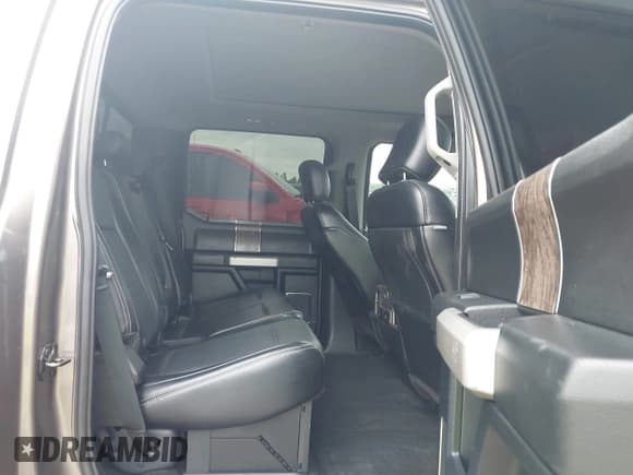 ✅ 2018 Ford F-250 XL • VIN: 1FT7W2BT9JEC77105 • Lot: 42187476. Listed on IAAI with 211,051 mi. Free auction sales archive from the USA and detailed vehicle history report at DreamBid. Image 8.