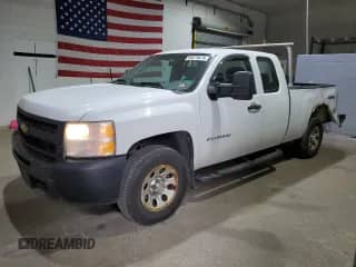 2011 Chevrolet Silverado 1500 Work Truck с VIN 1GCRKPEA3BZ273735, выставлен на аукционе Copart как лот 60270675 с пробегом 164 116 миль миль и Списание • Salvage title. История ставок и продаж доступна на DreamBid. Изображение 1.