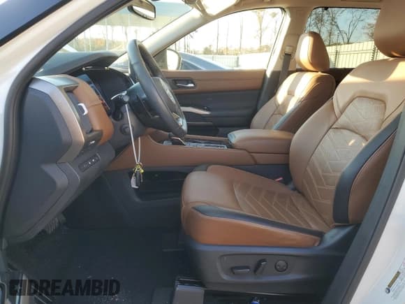 ✅ 2022 Nissan Pathfinder Platinum • VIN: 5N1DR3DH9NC227536 • Lot: 82574524. Listed on Copart with 65,706 mi. Free auction sales archive from the USA and detailed vehicle history report at DreamBid. Image 7.