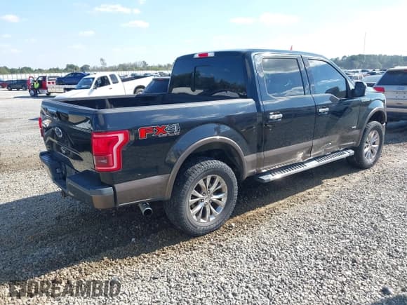 ✅ 2016 Ford F-150 Platinum • VIN: 1FTEW1EG2GFC55398 • Lot: 43474053. Wystawiony na IAAI z przebiegiem 218 679 mil. Bezpłatny archiwum sprzedaży aukcyjnych z USA i szczegółowy raport historii pojazdu na DreamBid. Zdjęcie 4.