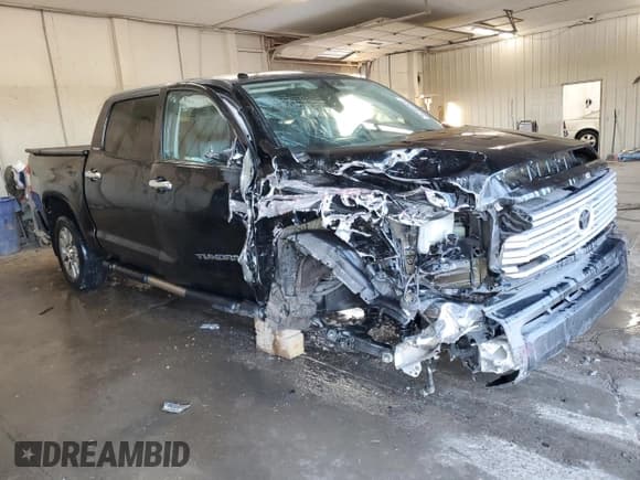 ✅ 2016 Toyota Tundra Limited • VIN: 5TFHW5F18GX540132 • Lot: 92464935. Listed on Copart with 127,628 mi. Free auction sales archive from the USA and detailed vehicle history report at DreamBid. Image 4.