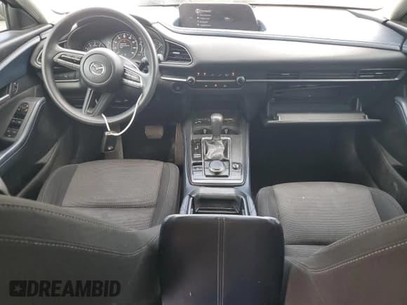 ✅ 2020 Mazda CX-30 • VIN: 3MVDMBBLXLM114015 • Лот: 71120275. Опубликован ранее на Copart с пробегом 148 965 миль. Бесплатный доступ к архиву аукционных продаж из США и подробный отчёт об истории автомобиля на DreamBid. Изображение 8.