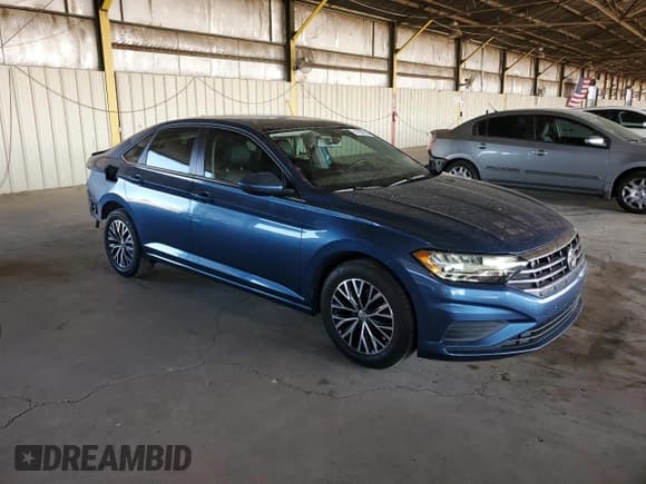 ✅ 2019 Volkswagen Jetta S • VIN: 3VWC57BU7KM254972 • Лот: 57506205. Опубликован ранее на Copart с пробегом 63 117 миль. Бесплатный доступ к архиву аукционных продаж из США и подробный отчёт об истории автомобиля на DreamBid. Изображение 4.