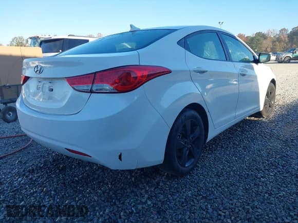 ✅ 2011 Hyundai Elantra GLS • VIN: 5NPDH4AE0BH045148 • Lot: 43705401. Listed on IAAI with 157,157 mi. Free auction sales archive from the USA and detailed vehicle history report at DreamBid. Image 4.