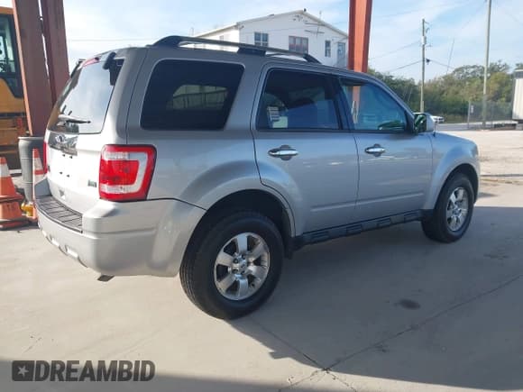 ✅ 2012 Ford Escape Limited • VIN: 1FMCU0EG4CKA92032 • Lot: 43923033. Wystawiony na IAAI z przebiegiem 167 429 mil. Bezpłatny archiwum sprzedaży aukcyjnych z USA i szczegółowy raport historii pojazdu na DreamBid. Zdjęcie 4.