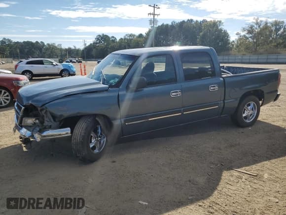 ✅ 2007 Chevrolet Silverado 1500 LT1 • VIN: 2GCEC13Z971114252 • Lot: 87108965. Listed on Copart with 428,622 mi. Free auction sales archive from the USA and detailed vehicle history report at DreamBid. Image 1.
