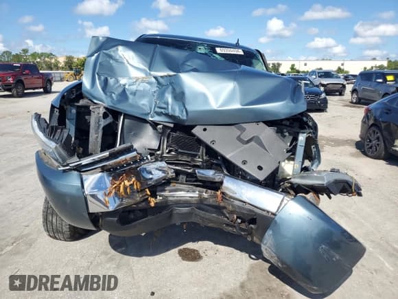 ✅ 2009 Chevrolet Silverado 1500 LT • VIN: 3GCEC23J09G194471 • Lot: 69394494. Listed on Copart with 182,673 mi. Free auction sales archive from the USA and detailed vehicle history report at DreamBid. Image 5.