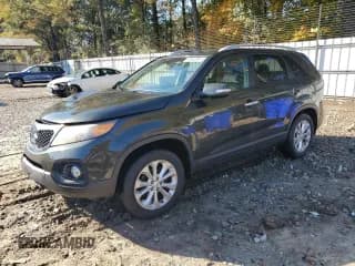 ✅ 2011 Kia Sorento LX • VIN: 5XYKT4A12BG108776 • Lot: 90940905. Listed on Copart with 330,403 mi. Free auction sales archive from the USA and detailed vehicle history report at DreamBid. Image 1.