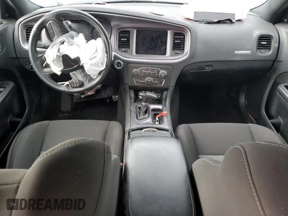 ✅ 2020 Dodge Charger GT • VIN: 2C3CDXHG6LH238595 • Lot: 82174035. Wystawiony na Copart z przebiegiem Nie podano. Bezpłatny archiwum sprzedaży aukcyjnych z USA i szczegółowy raport historii pojazdu na DreamBid. Zdjęcie 8.