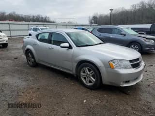 ✅ 2010 Dodge Avenger R/T • VIN: 1B3CC5FB1AN135634 • Лот: 42109865. Опубликован ранее на Copart с пробегом 124 442 миль. Бесплатный доступ к архиву аукционных продаж из США и подробный отчёт об истории автомобиля на DreamBid. Изображение 4.