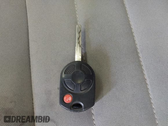 ✅ 2013 Ford Escape SE • VIN: 1FMCU9G96DUA18622 • Lot: 41797700. Listed on IAAI with 183,223 mi. Free auction sales archive from the USA and detailed vehicle history report at DreamBid. Image 11.