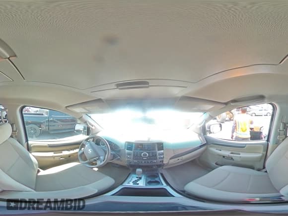 ✅ 2014 Nissan Armada SV • VIN: 5N1AA0NC9EN605130 • Лот: 62556195. Опубликован ранее на Copart с пробегом 137 548 миль. Бесплатный доступ к архиву аукционных продаж из США и подробный отчёт об истории автомобиля на DreamBid. Изображение 15.