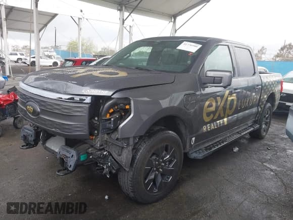✅ 2022 Ford F-150 Lightning Pro • VIN: 1FTVW1EL8NWG14070 • Лот: 41776980. Опубликован ранее на IAAI с пробегом 14 812 миль. Бесплатный доступ к архиву аукционных продаж из США и подробный отчёт об истории автомобиля на DreamBid. Изображение 2.